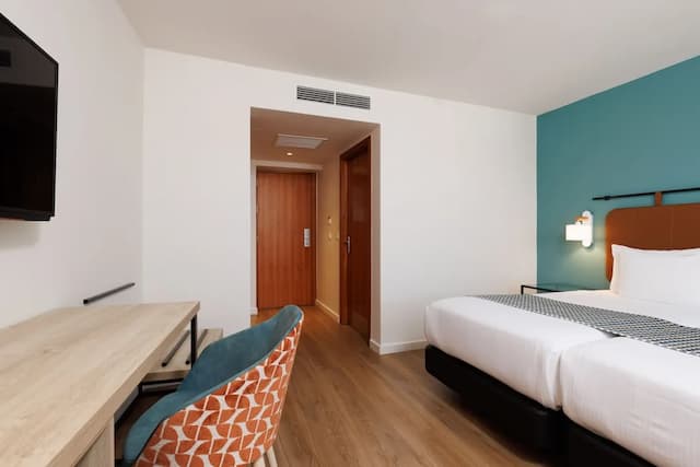 Exe Vienna-Standard Double or Twin Room-2