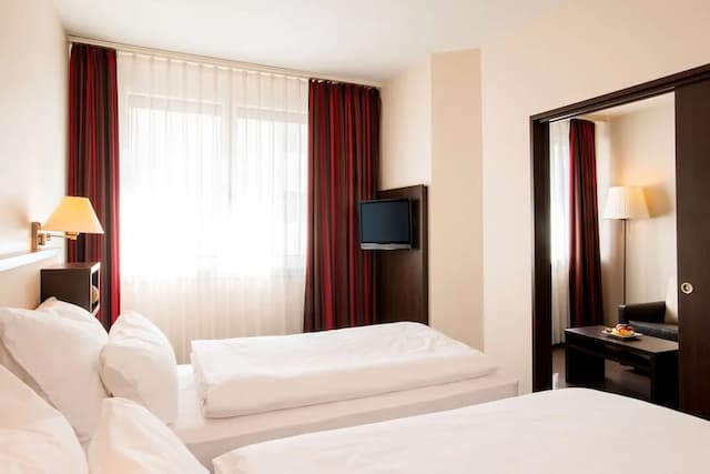 NH Wien City-Superior Room-3