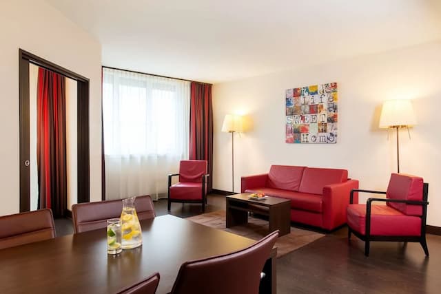 NH Wien City-Apartment (Extra Bed 3 adults + 1 child)-3