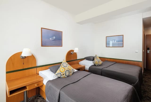 호텔 트로야-디럭스 트리플룸, 침대(여러 개), 발코니-2