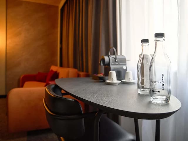 Novotel Praha Wenceslas Square-Family Room, 1 Double Bed with Sofa bed (Executive)-11