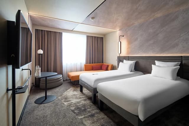 Novotel Praha Wenceslas Square-Superior Room, 2 Twin Beds-5