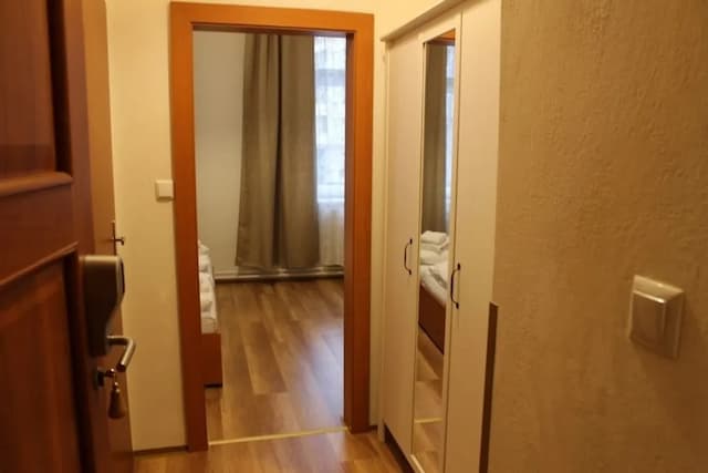 Gallery Hotel SIS-Standard Double Room-2