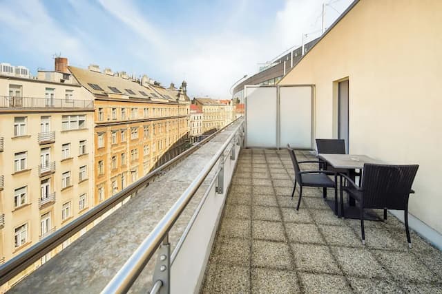 Novotel Praha Wenceslas Square-Executive Room, 1 Double Bed, Balcony-3