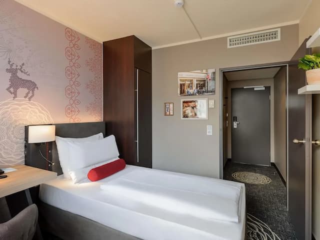 Mercure Muenchen City Center-Standard Room, 1 Twin Bed-7