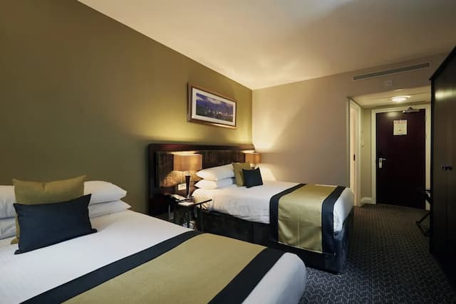 Stamford Bridge Hotel London-标准套房, 2 张双人床 (Standard Family Room)-1