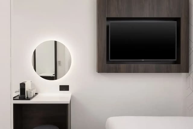 Four Points Flex by Sheraton London Shoreditch East-Room, 1 Double Bed-2