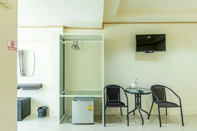 Ice Residence Suvarnabhumi Airport Hotel-Standard Room-1