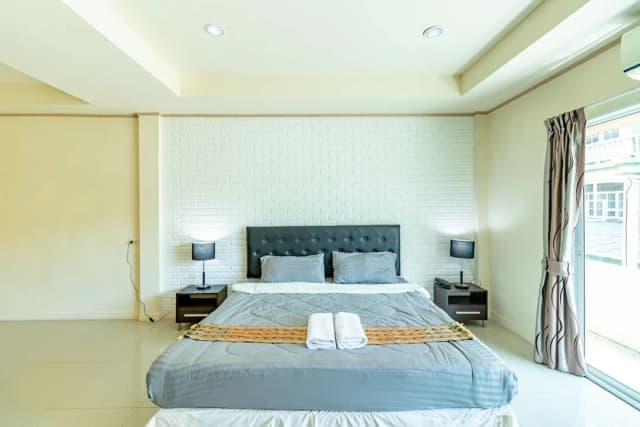 Ice Residence Suvarnabhumi Airport Hotel-Deluxe Room-3