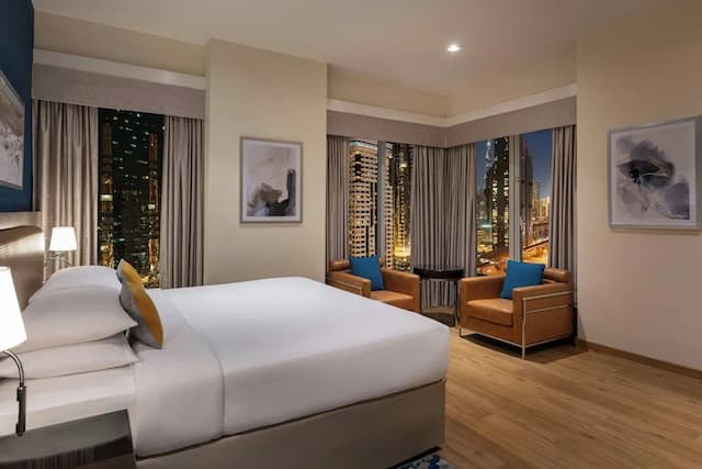 Four Points by Sheraton Sheikh Zayed Road, Dubai-华丽客房, 1 张特大床, 无烟房 (View)-5