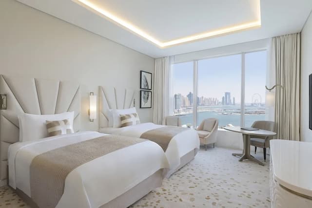 더 세인트 레지스 두바이, 더 팜-Deluxe Twin Room with City View KYMA beach access Signature St. Regis Butler Service-3