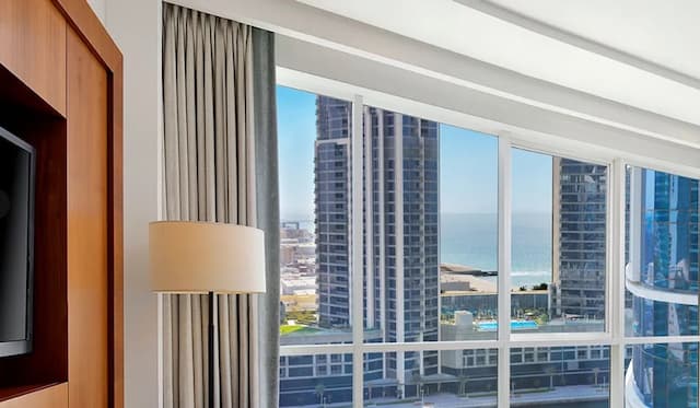 ダブルツリー・バイ・ヒルトン・ドバイ - ジュメイラ ビーチ-ファミリー スイート 2 ベッドルーム バルコニー-3