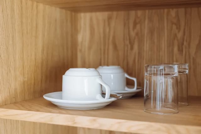 Central Hotel-Deluxe Double Room, Ensuite, Garden View (OASIS)-8