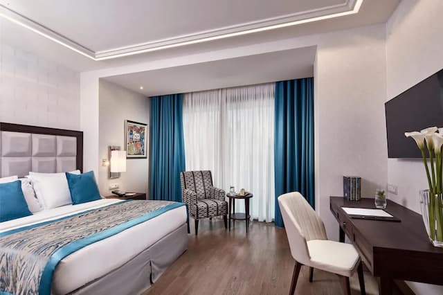 일렉트라 메트로폴리스 아테네-디럭스룸, 발코니-1