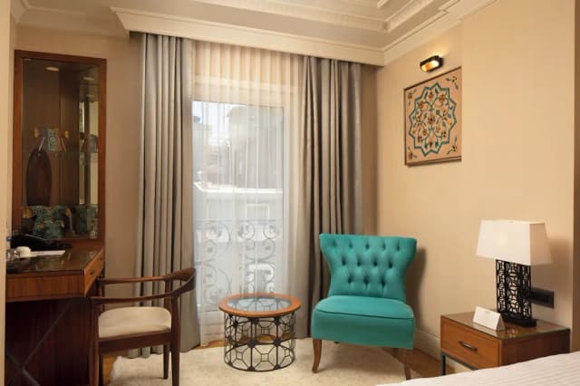 골든 에이지 호텔 타크심-SUPERIOR TWIN / FRENCH-5