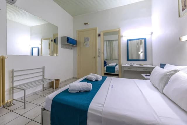 ROY Hotel-Standard Double Room-8