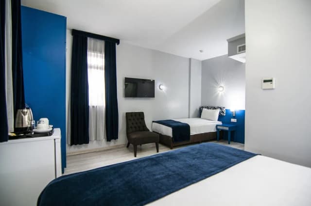 라피스 인 호텔 & 스파-Central Triple Room - Ideal for 3 Guests-6