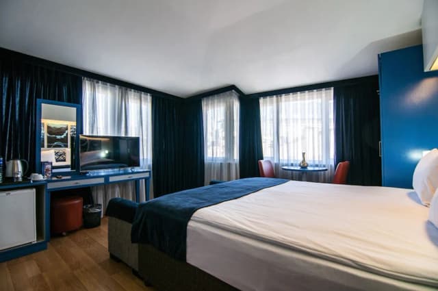 라피스 인 호텔 & 스파-Deluxe Room in Primary City Center Location-4