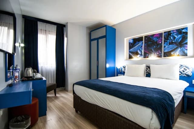 라피스 인 호텔 & 스파-Central Comfort Double Room- Prime Location-7