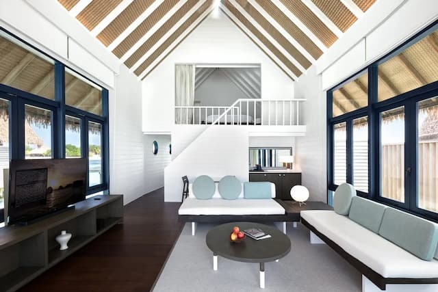 COMO Cocoa Island-Villa, Overwater (Loft)-2