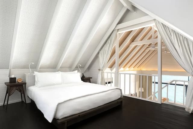 COMO Cocoa Island-Villa, Overwater (Loft)-3