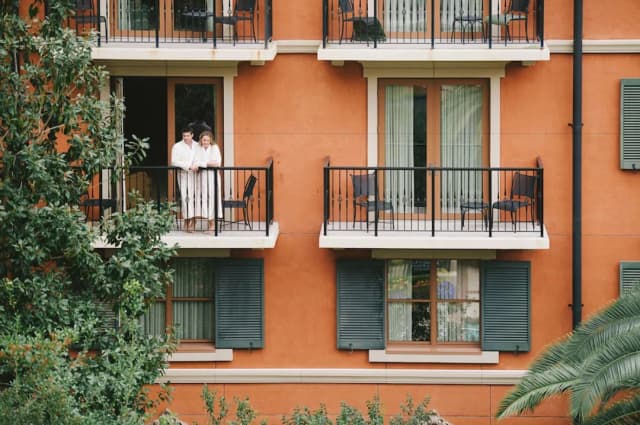 Hotel Granduca Houston-One Bedroom Suite with Two Full Beds Balcony-1