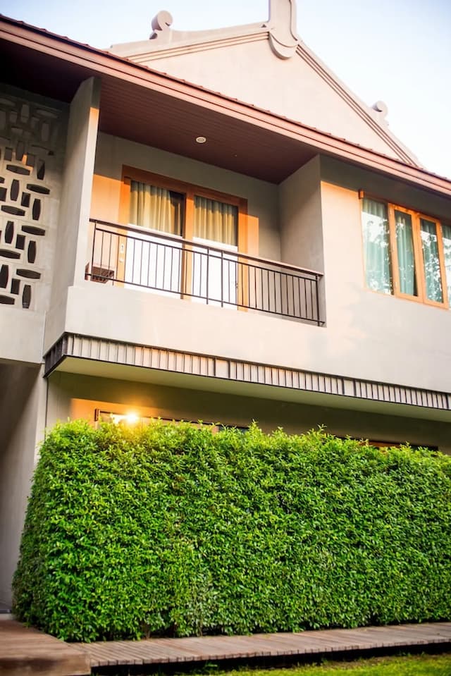 Chu Hotel-Deluxe Double or Twin Room, Balcony, Garden View-8