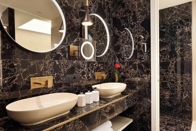 FH55 Grand Hotel Palatino-Suite, Hot Tub, City View (Panoramic Terrace)-10