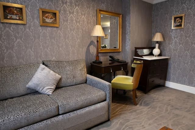 더 레오나드 호텔-Two Bedroom Junior Suite with Kitchenette-5