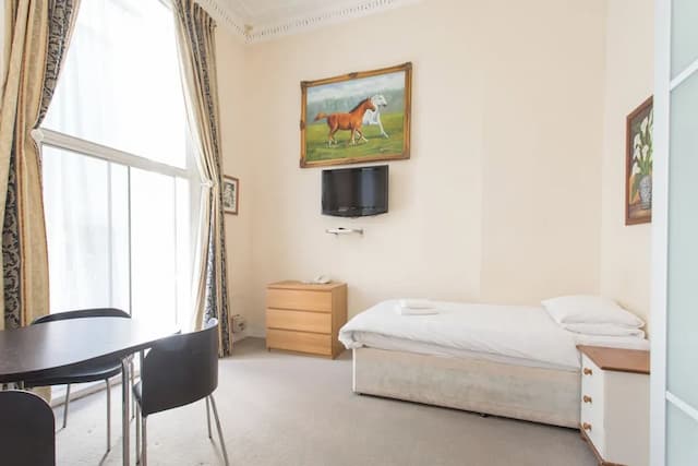 Amber Residence Hotel-Family Studio, Ensuite-11