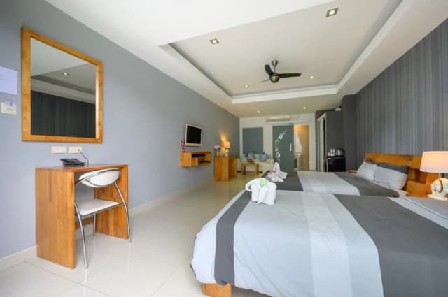 Cozy Resort, A Boutique Hotel-Premium Triple Room, Pool View-5