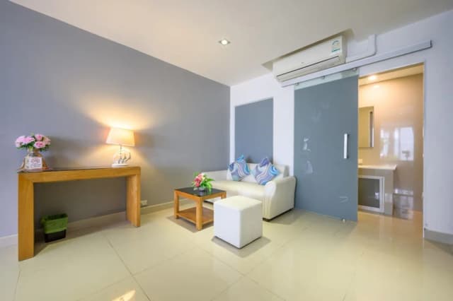 Cozy Resort, A Boutique Hotel-Premium Triple Room, Pool View-8