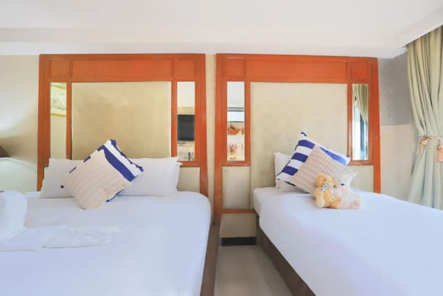 Diamond City Hotel-Grand Deluxe with Free Snack Bar 24Hrs-5