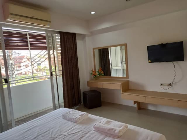 Ruan Plaisoi Apartment-Superior Double Room-18