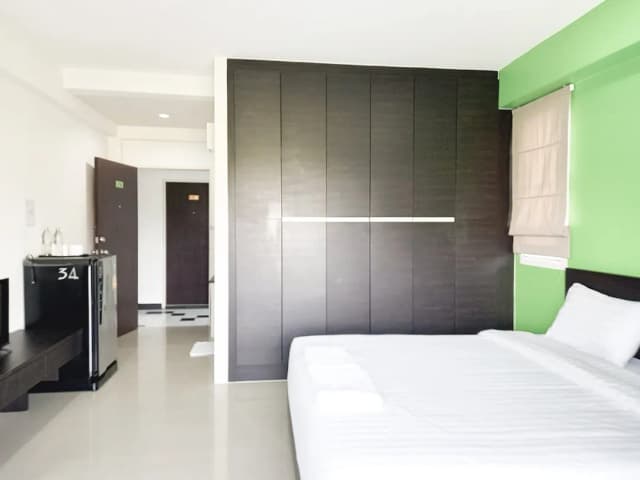 Ruan Plaisoi Apartment-Superior Double Room-12