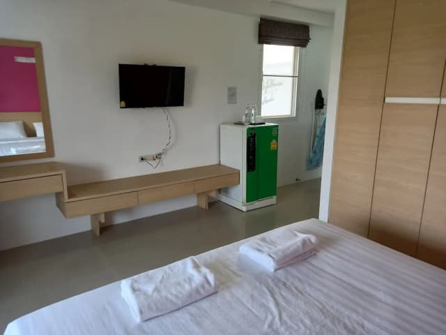 Ruan Plaisoi Apartment-Superior Double Room-4