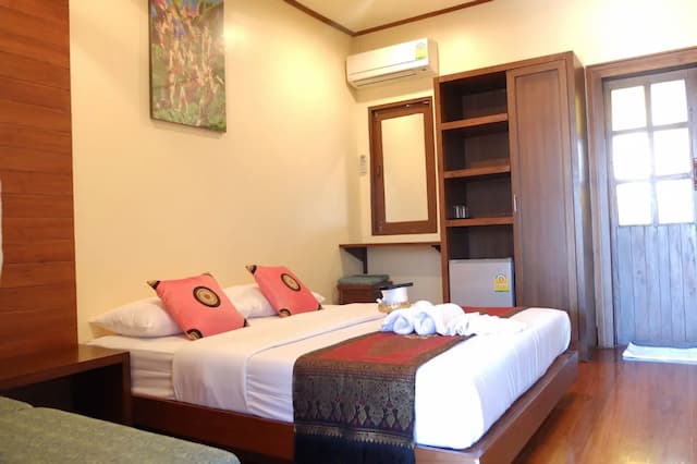Baanlek Home Stay-Standard Double Room-5