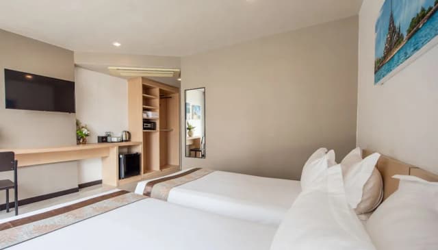 Beston Pattaya-Superior Twin Room-4