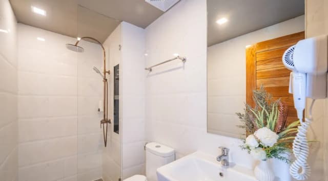 Beston Pattaya-Superior Twin Room With Pool View-6