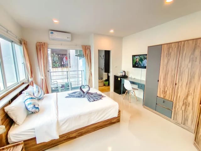 Sailor Hotel Pattaya-더블룸, 발코니-1
