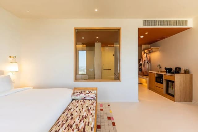 Centara Ayutthaya-Junior Suite, 1 King Bed-5