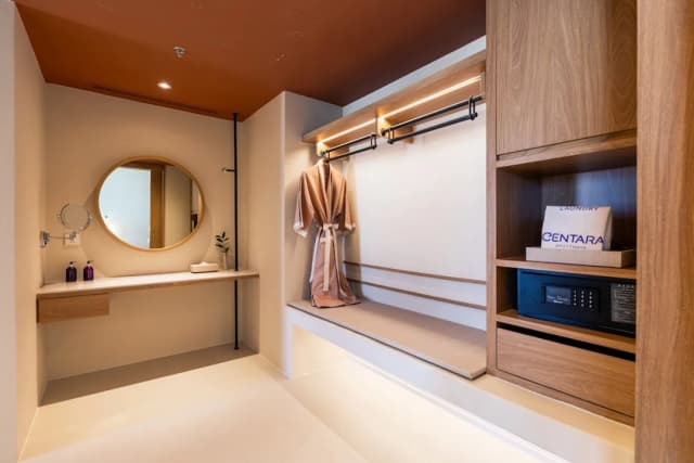 Centara Ayutthaya-Suite, 1 King Bed-11