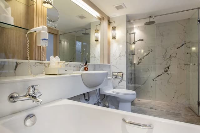 카타타니 푸켓 비치 리조트-Junior Suite Sea View-10