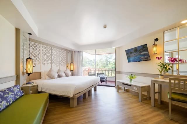 카타타니 푸켓 비치 리조트-디럭스룸, 정원 전망-4