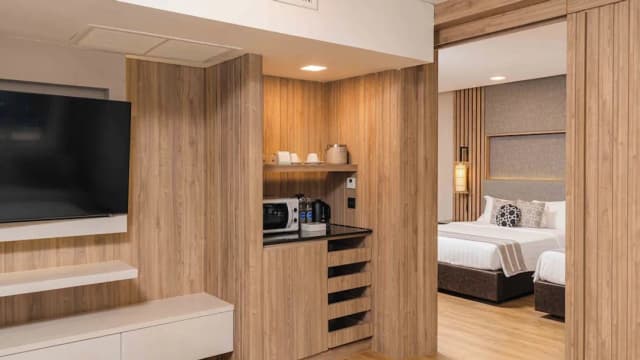 Phuket Graceland Resort And Spa-Family Room, Pool Access-7