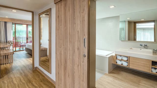 Phuket Graceland Resort And Spa-Graceland Suite Seaview 2 Bedrooms-4