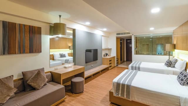 Phuket Graceland Resort And Spa-Sunset Deluxe Pool View-2