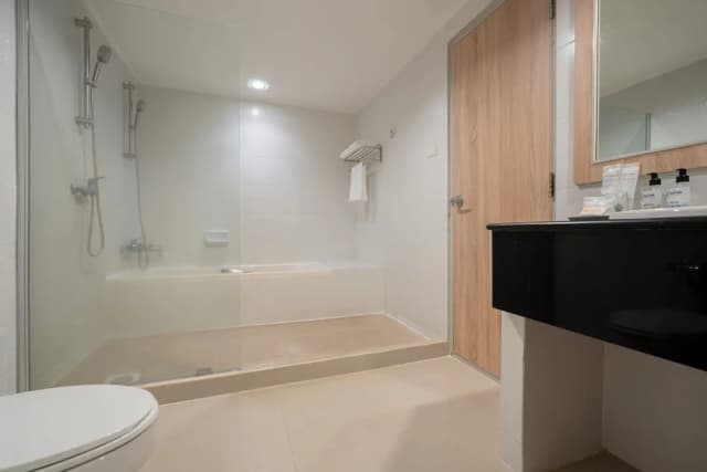 그린 파크 리조트-2-Bedroom Pool View-9