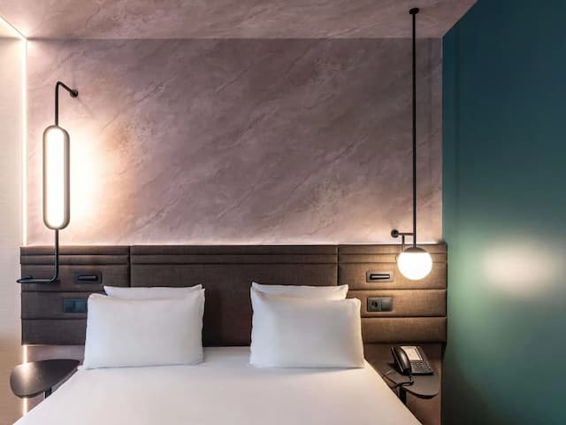 Novotel Praha Wenceslas Square-Executive Room, 1 Double Bed (Top Floor)-5