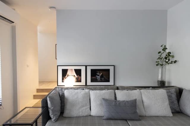 Theatre Residence-Lilit Riverfront Suite A-4